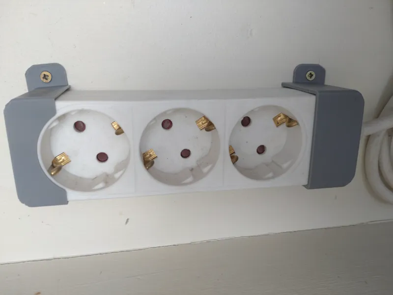 Wallmount for european powerstrip