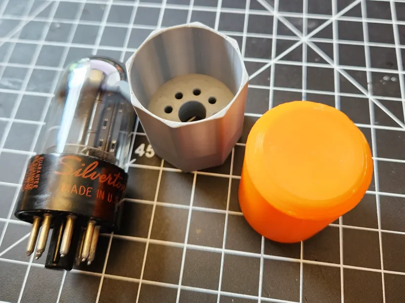 Tube storage box for 6sn7 type or similar