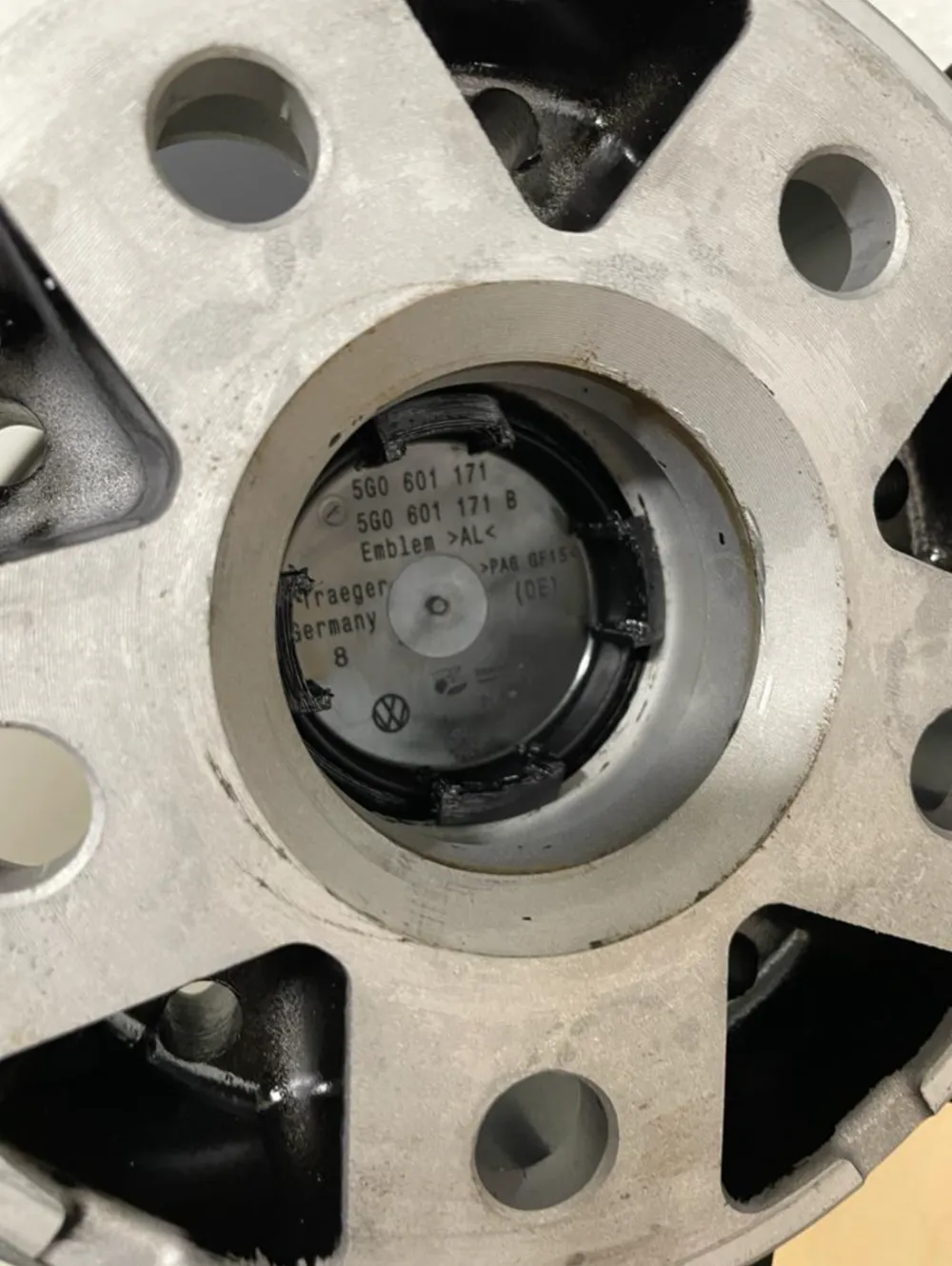 Wheel center cap adapter VW Golf by Speedy MakerWorld