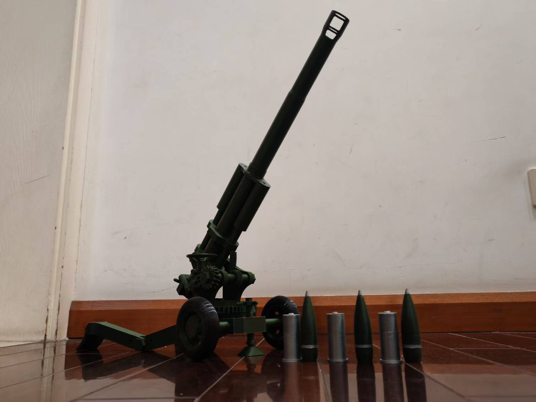 Miniatura 1 do modelo 3D 可发射全功能的21mm榴弹炮（射程可达5米）