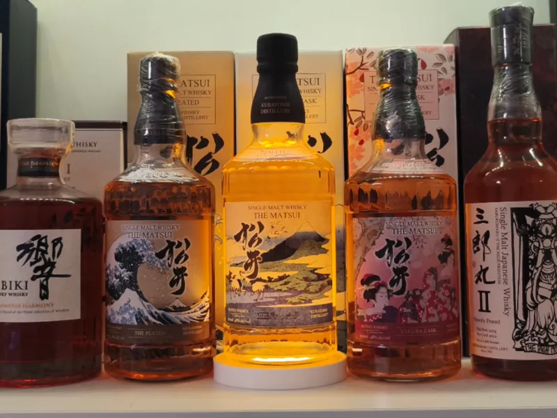 LED Bottle Display Stand – Premium Bottle Showcase