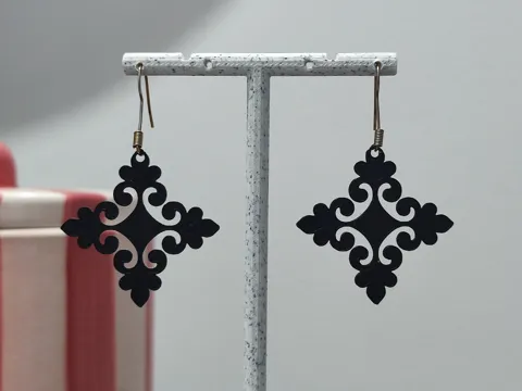 Pendientes: Aretes Arabesco Real — referencia de MakerWorld