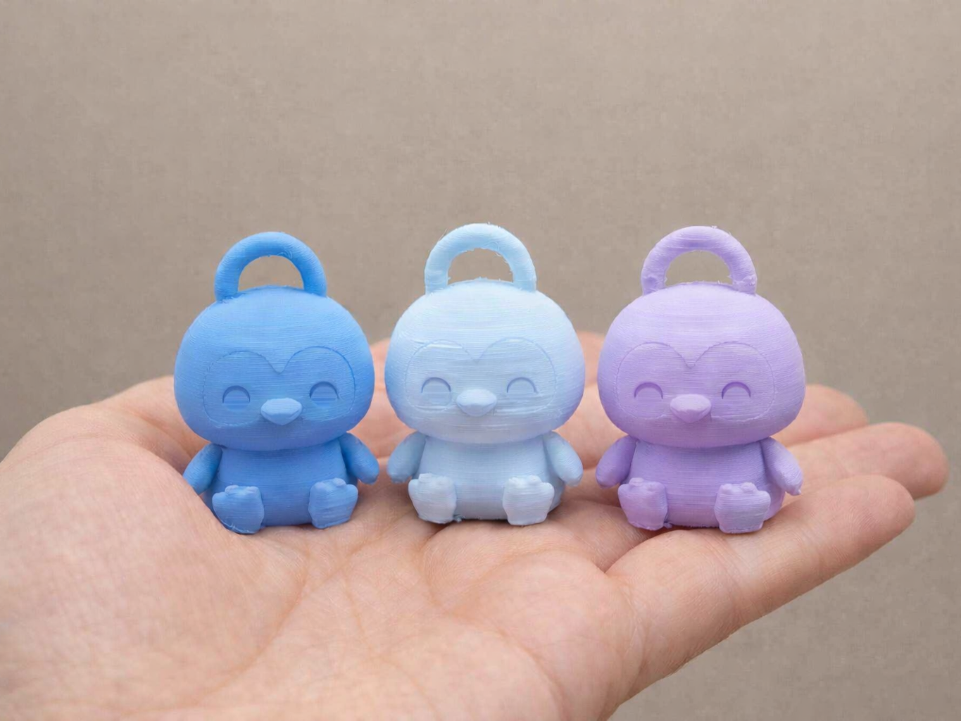 Mini Cute Penguin Keychain – Adorable Pocket Buddy