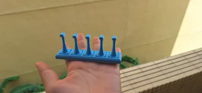 Accommodates magnet nail holder & base