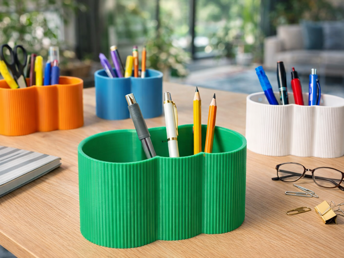 Modern Ribbed Desk Organizer & Planter