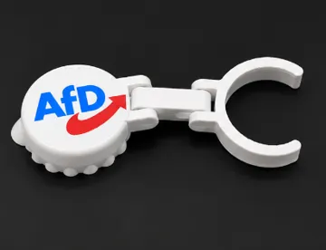 Letrero o emblema decorativo: Bierdeckelverschluss mit AFD Logo — vista de referencia 5