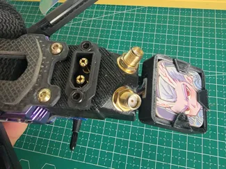 马里奥5 mario5 xt60 gps sma尾部座