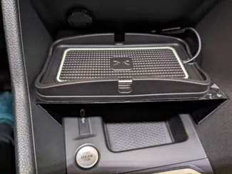 VW Caddy SB (2020+) / Ford Tourneo Connect (2022+) - Cellphone charging tray holder
