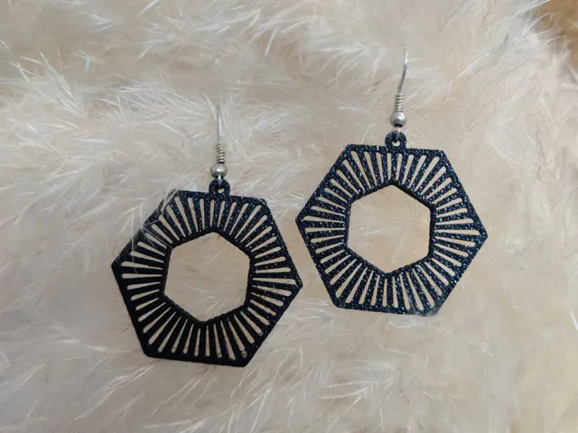 Radiant Hexagon Line Earrings