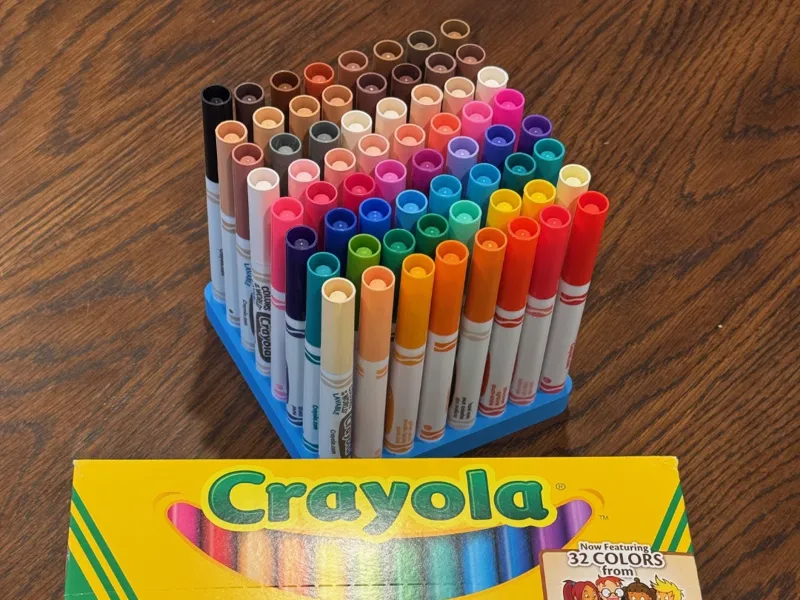 Crayola Large Marker 64 Pack Holder/Stand