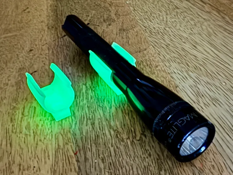 Mini MagLite Wall Mount Bracket Holder