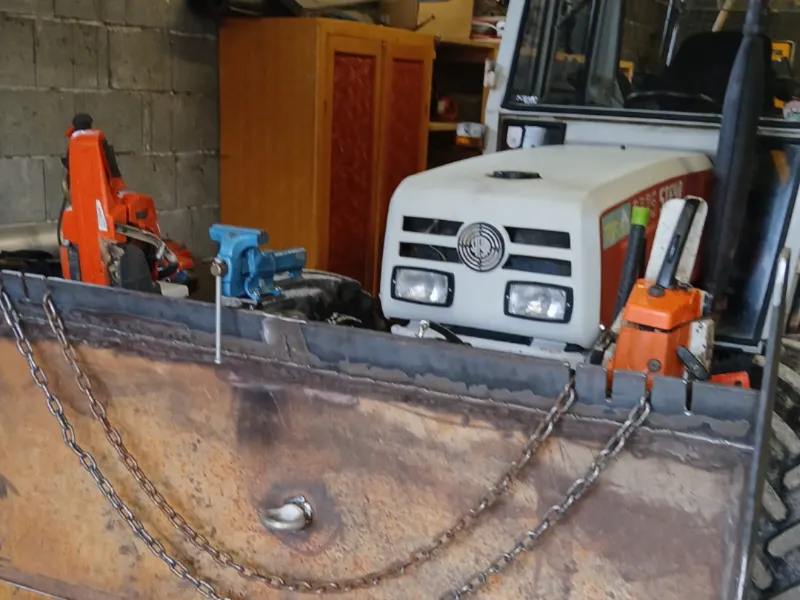 Heavy Duty Chainsaw Holder / Kettensägenhalter