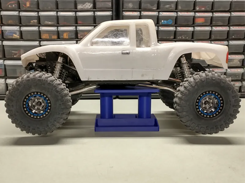 RC stand for 1/10 and 1/8 scale models
