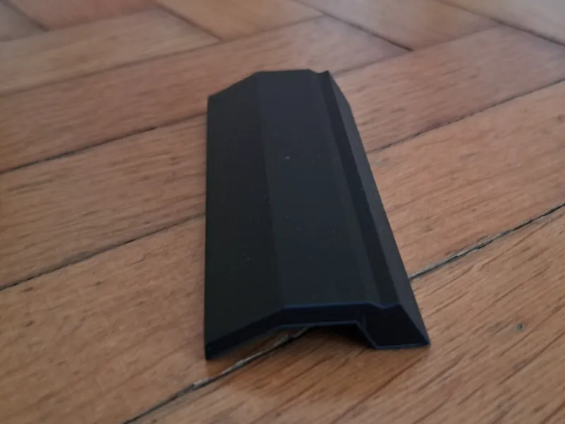 Laptop cooling feet
