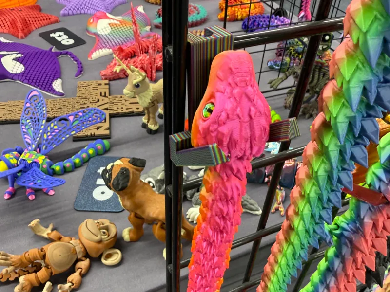 .25in Grid Wall Hooks for Displaying Snake