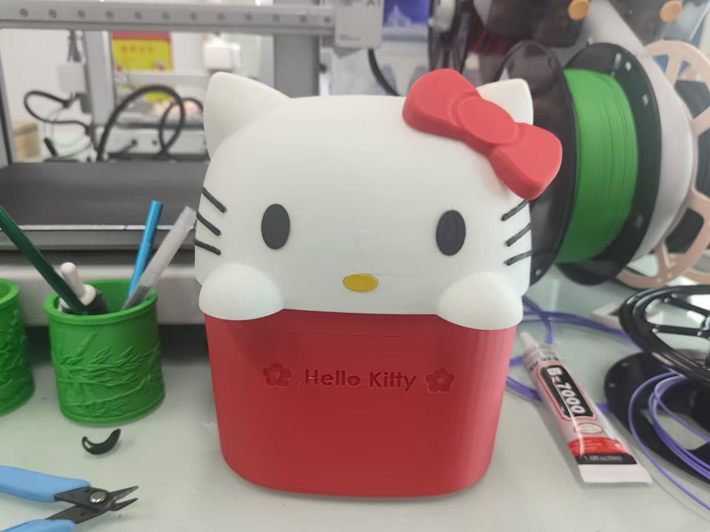 Miniatura 1 do modelo 3D hello kitty桌面垃圾桶（无需ams也可打印）