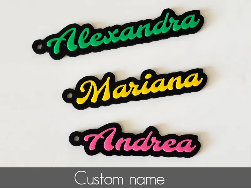 Customizable name keychain