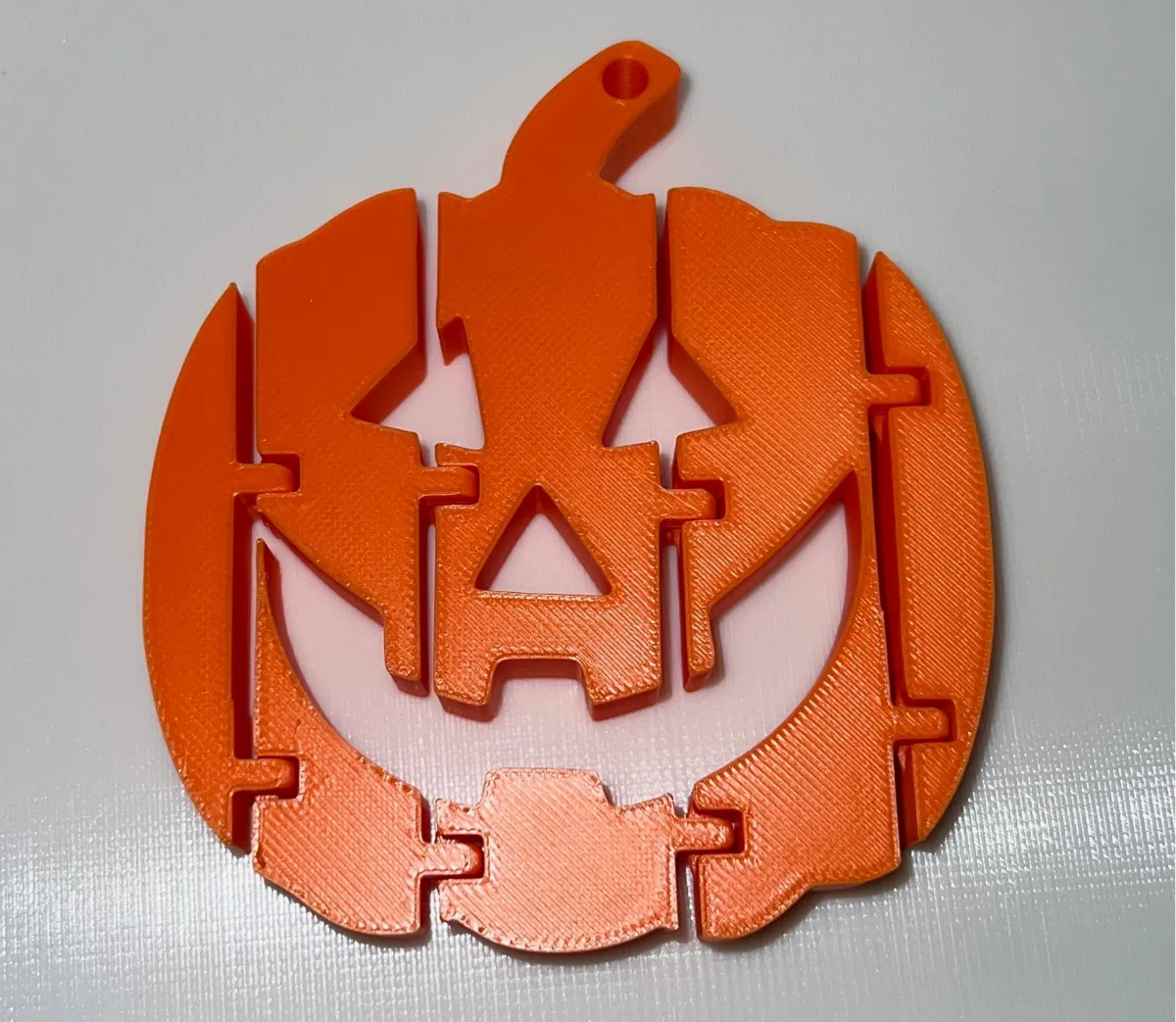 Flexi Pumpkin Halloween ornament - scary fun! - Free 3D Print Model ...