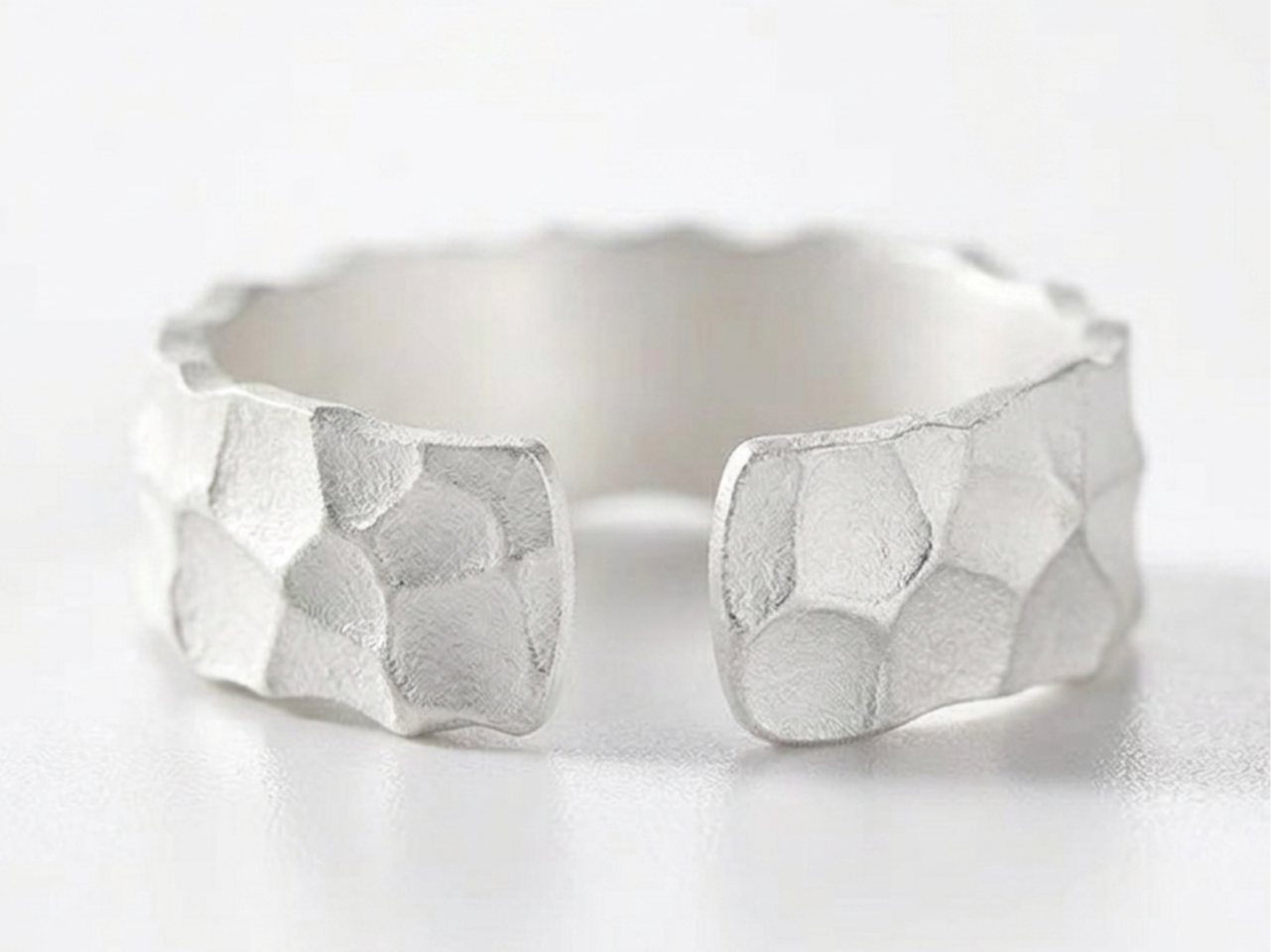 Miniatura 1 do modelo 3D Hammered Ring （fast print）