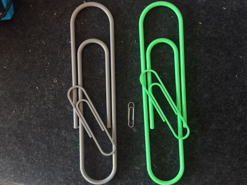 Giant Parametric Paper Clip