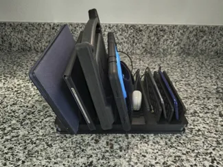 Large Charging Station (Up to 8 Devices)