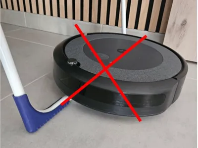 Prevent robot cleaner getting stuck on drying rack