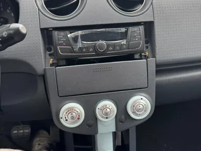 Mitsubishi Colt radio cover