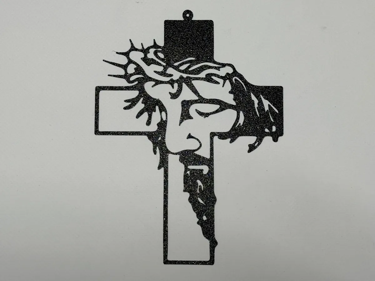 Silhouette murale du Christ en croix