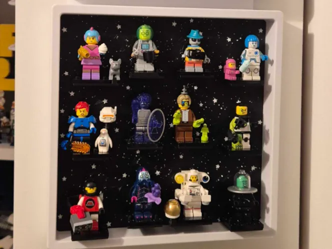 CMF Series 26 Space Minifigure Display Frame Legos