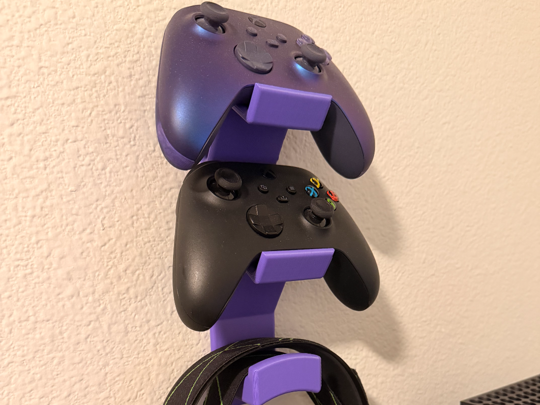 Gaming Headset and Controller Wall Mount