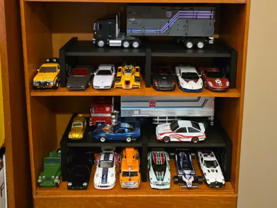 Modular Shelf Riser