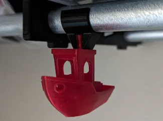 Benchy Display Clip for 1/2" EMT