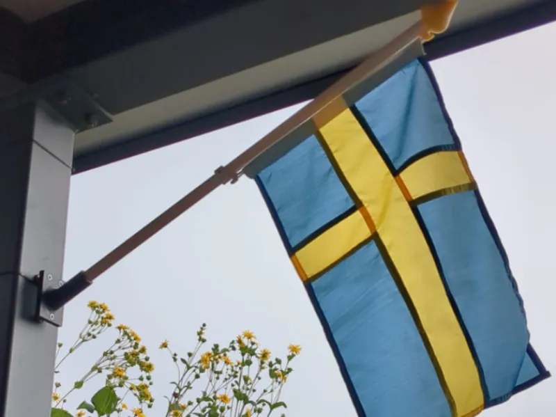 Flag Holder / Fahnenhalterung