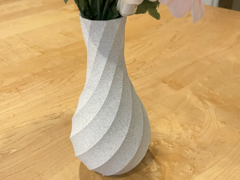 Elegant Wave Vase