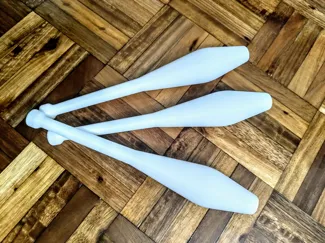 Mini juggling club