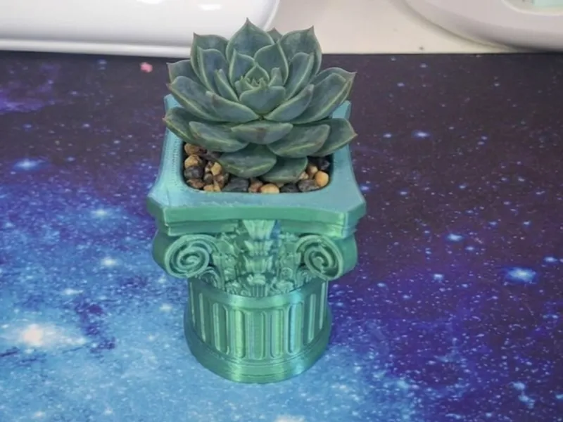 Vaso colonna  decorata