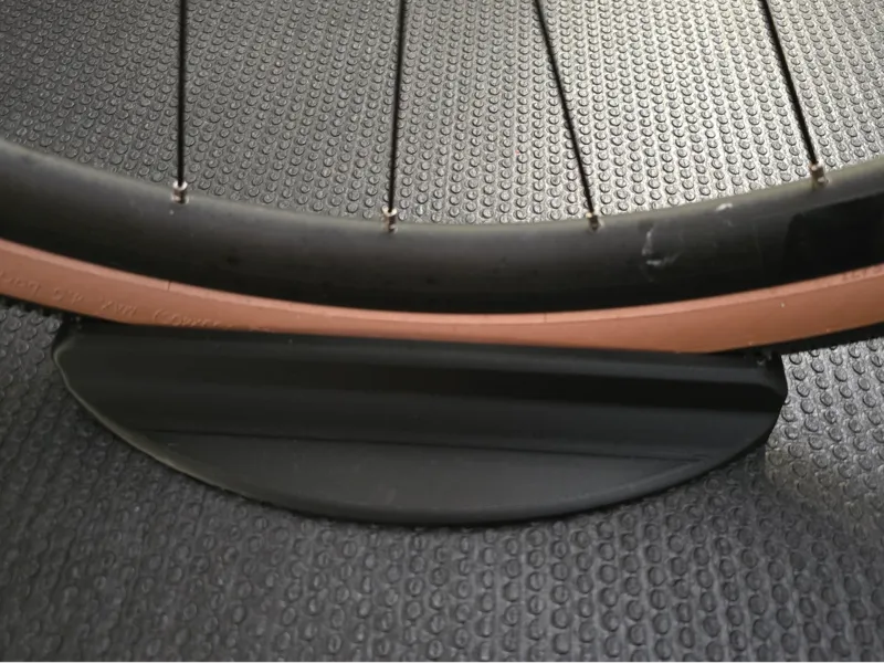 Tire holder for Racing / Gravel Bike-Reifenhalter