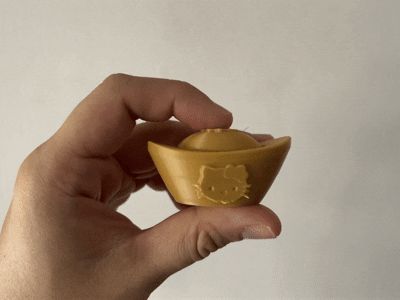 Hello Kitty Ingot Clicker