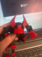 head with bigger horns