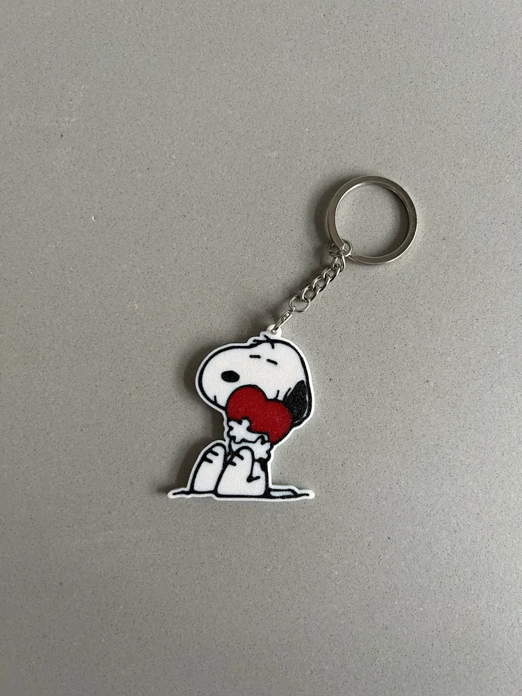Cute Snoopy Hugging Heart Keychain - Free 3D Print Model - MakerWorld
