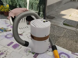 Portable vacuum cleaner