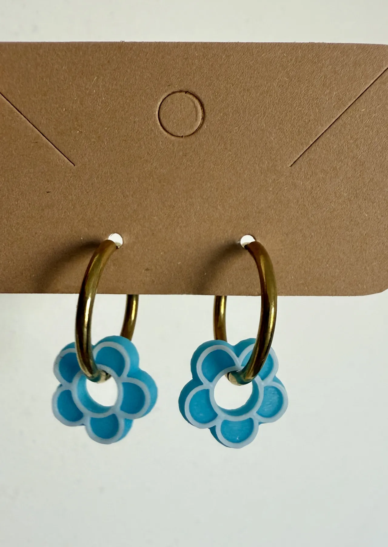 Pendientes de flor con relieve view 2
