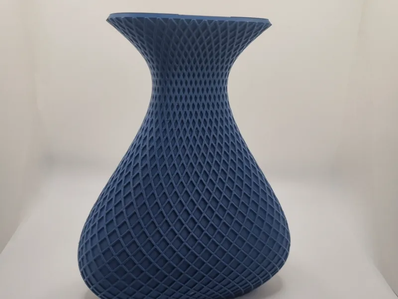 Amelia Oval-Vase