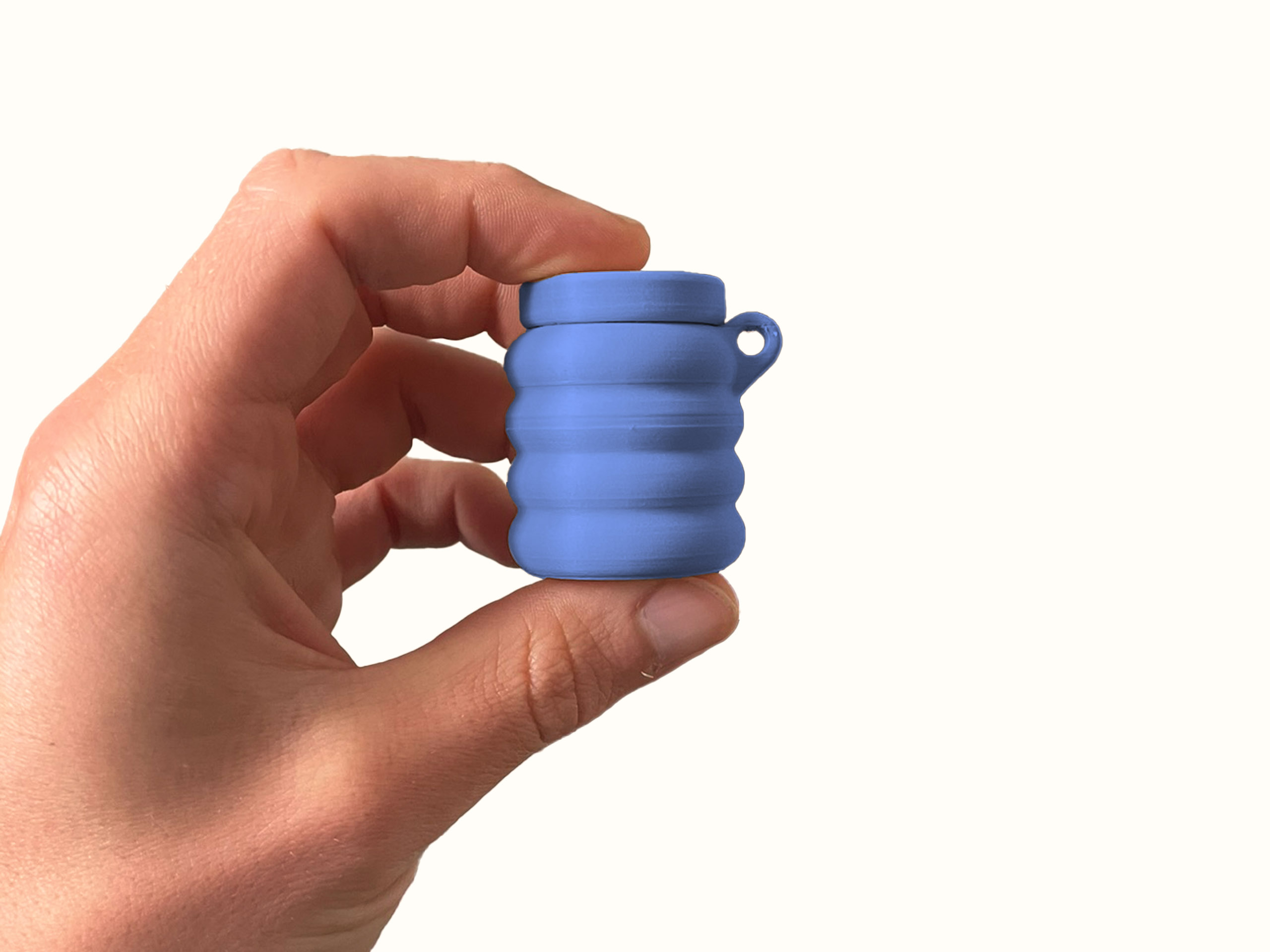 Miniatura 4 do modelo 3D Keychain Container