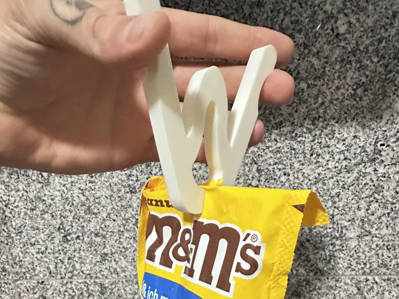 BUDGET CLIP