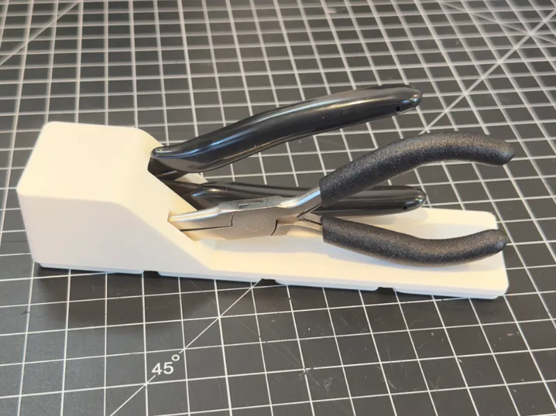 Pliers and snips holder gridfinity 