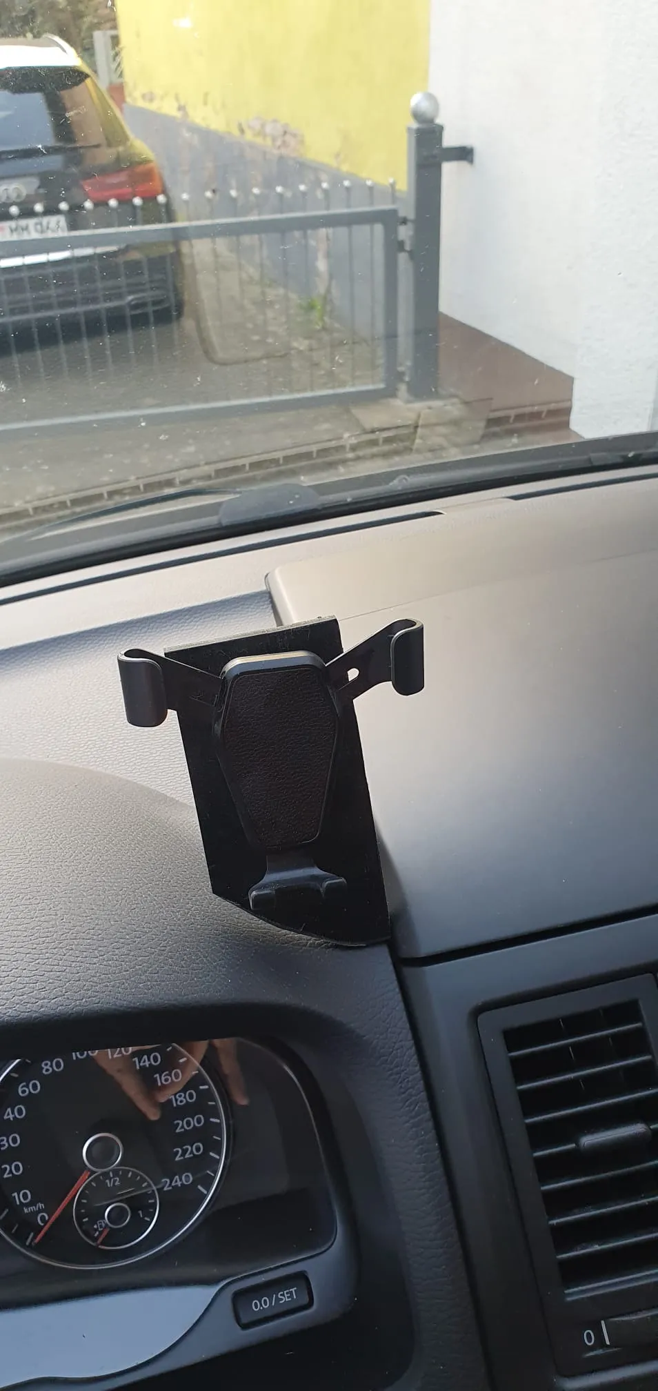 Vw T5 Handyhalternull