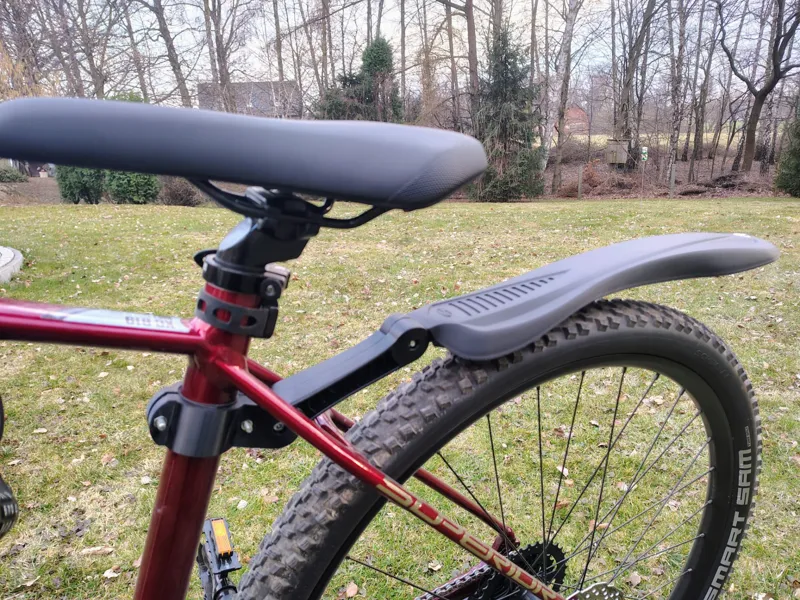 35mm frame holder for bicycle fender. 