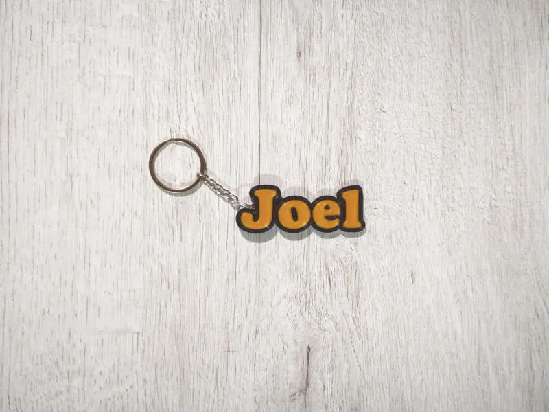 Llavero Joel.
