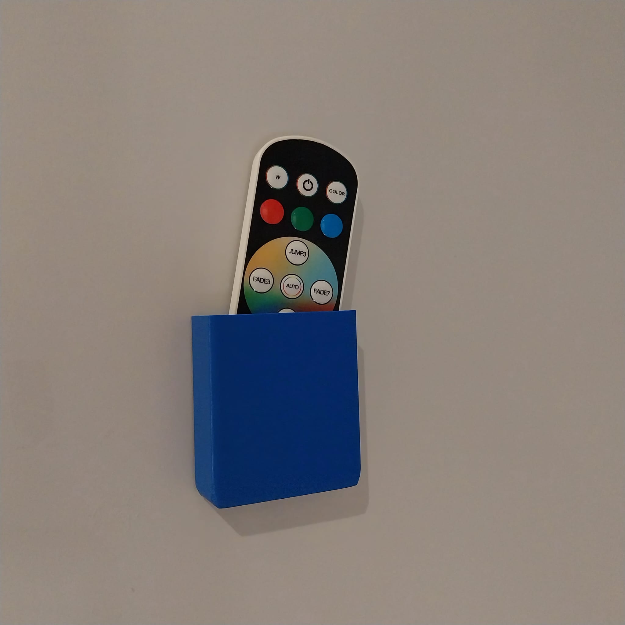 Miniatura 3 do modelo 3D LED remote holder